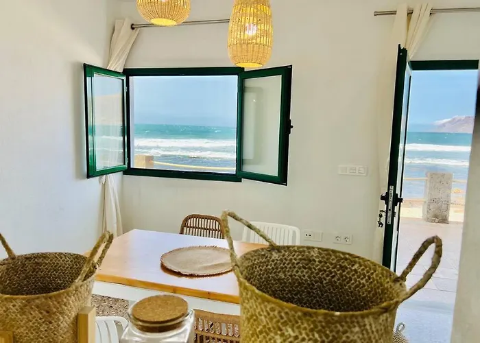 Lejlighed Frontsea House *