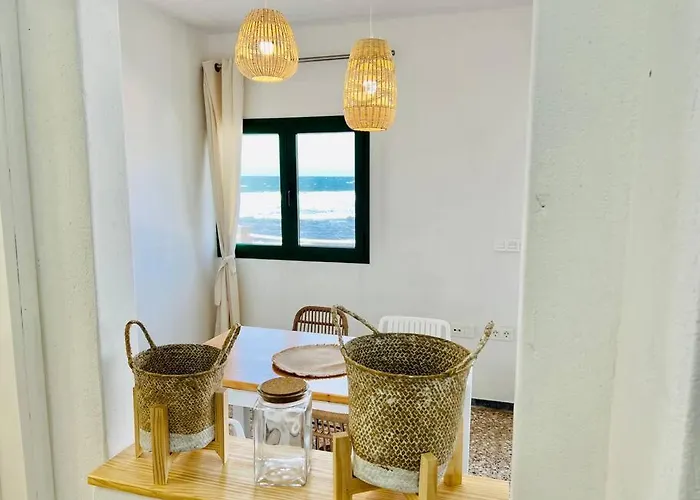 Frontsea House Apartment *