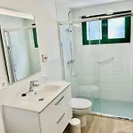 Frontsea House 公寓 法马拉